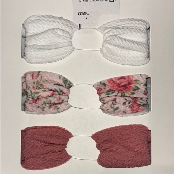 Pink and White Floral bow and Bib Set - Picture 8 of 9